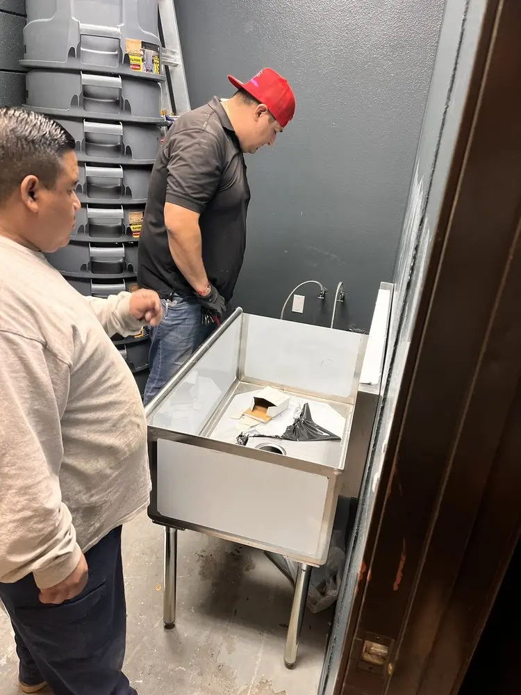 Commercial plumbing and sink installation in Brentwood Heights